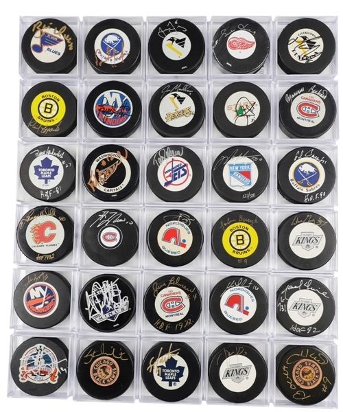 500-Goal Scorers Autographed Puck Collection of 30 Including Gretzky, Howe, Rocket Richard Lemieux, Jagr and Others