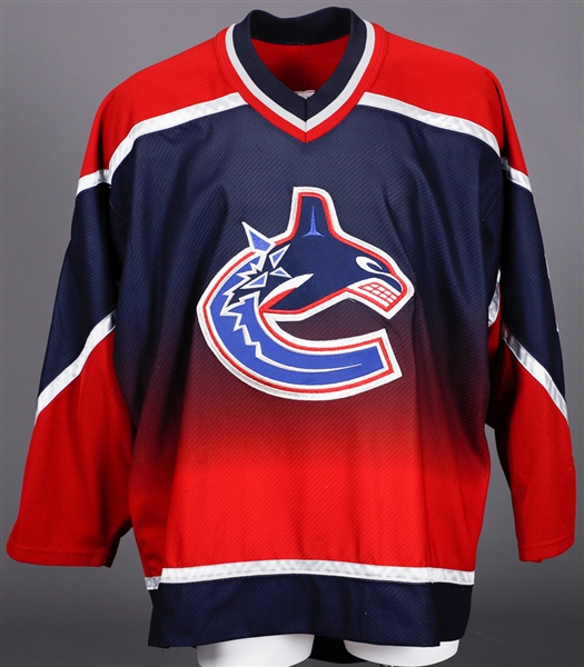 canucks red jersey