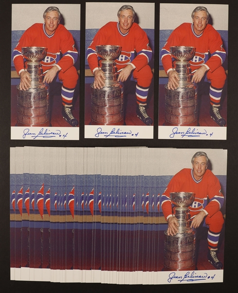 Jean Beliveaus Signed Montreal Canadiens Molson Export (w/ Stanley Cup) Postcards (67) from His Personal Collection with Family LOA