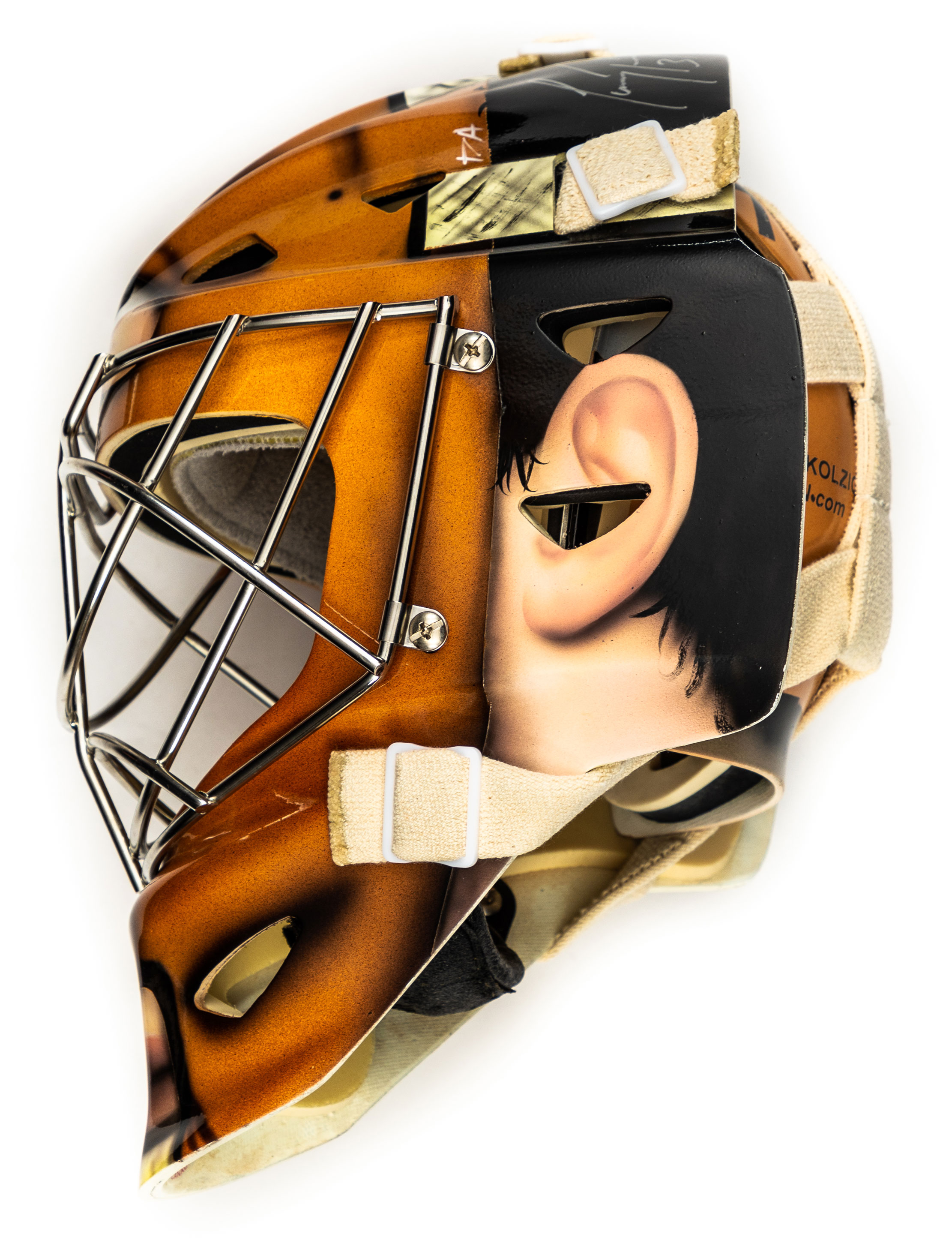 Carey Price's creepy Jacques Plante Heritage Classic tribute mask