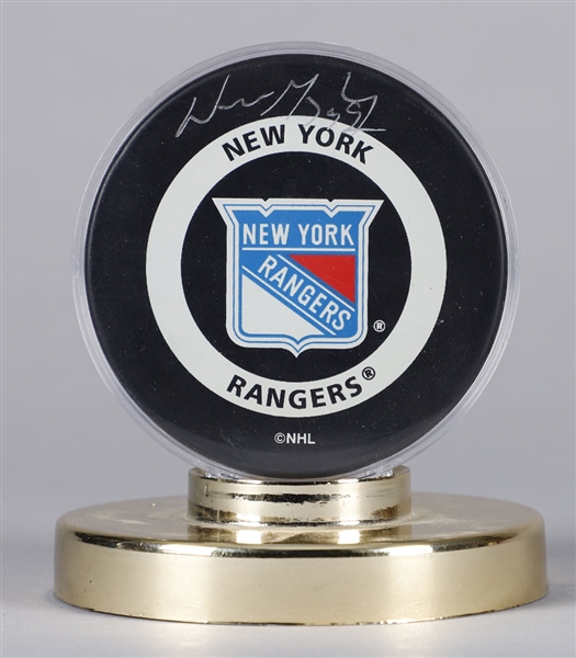 Wayne Gretzky Signed New York Rangers Puck - UDA Authenticated