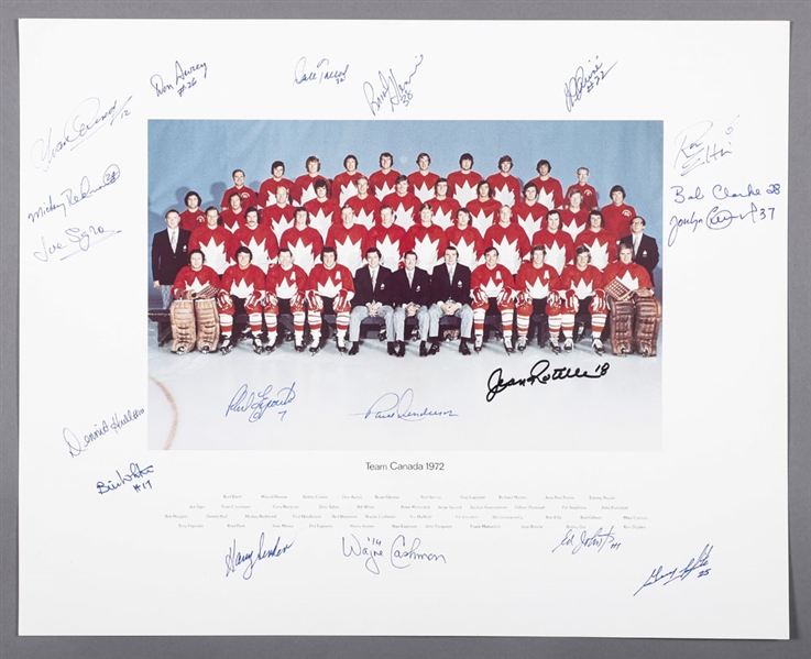1972 Canada-Russia Series Team-Canada Team-Signed Photo by 19 Including Phil Esposito and Paul Henderson (16" x 20")