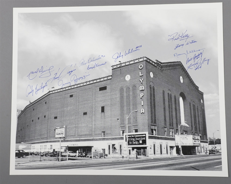 Detroit Olympia Photo Signed by 12 Former Detroit Red Wings Players with LOA (16" x 20")