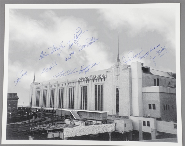 Boston Garden Photo Autographed by 11 Former Boston Bruins Players with LOA (16" x 20")