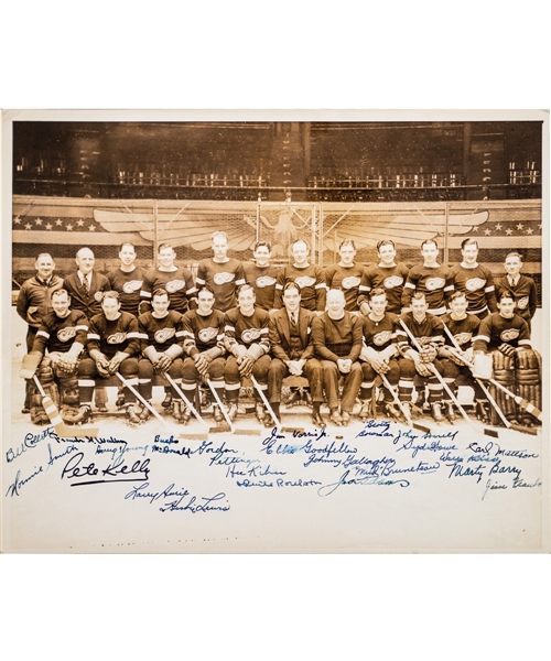 Detroit Red Wings 1936-37 Stanley Cup Champions Team-Signed Photo by 23 Including Deceased HOFers Lewis, Goodfellow, Adams, Howe, Barry and Jim Norris Jr