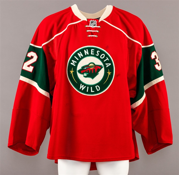 Niklas Backstroms 2013-14 Minnesota Wild Game-Worn Jersey with Team COA – Team Repairs! 