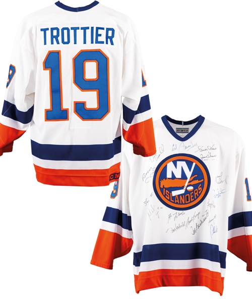 Bryan Trottiers "500-Goal Club" New York Islanders Jersey Autographed by 16 Including Richard, Howe & Hull