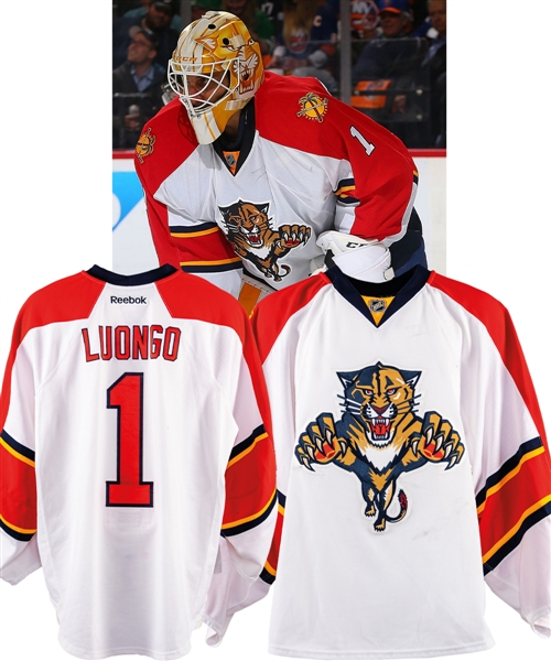 Roberto Luongos 2015-16 Florida Panthers Game-Worn Playoffs Jersey - Fanatics Authenticated! - Photo-Matched!