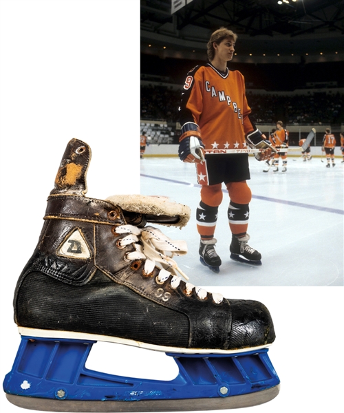 Wayne Gretzkys 1982-83 Edmonton Oilers Daoust Game-Used Skate with LOA - Photo-Matched!