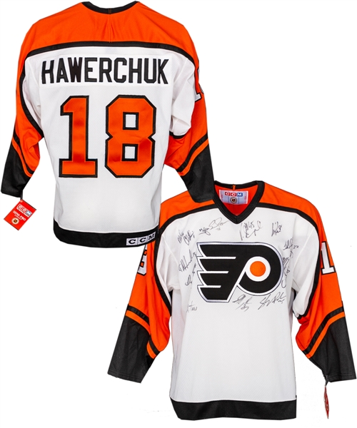 Dale Hawerchuks 1996-97 Philadelphia Flyers Team-Signed Jersey by 19 with Family LOA 