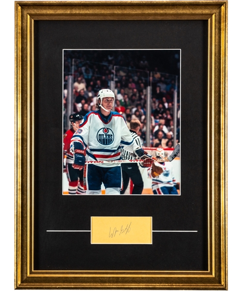 Wayne Gretzky Edmonton Oilers Rookie Era Signed Cut Framed Display (14” x 19”) 