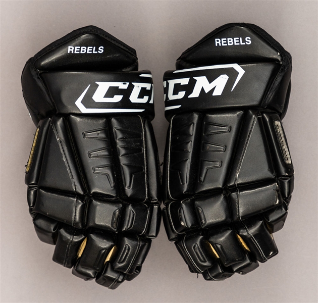 Ryan Nugent-Hopkins 2010-11 WHL Red Deer Rebels Signed CCM Game-Used Gloves