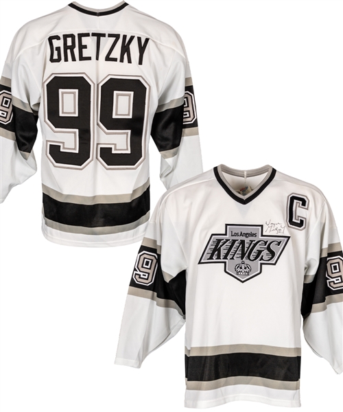 Wayne Gretzky Signed Los Angeles Kings Captains Jersey with JSA LOA 