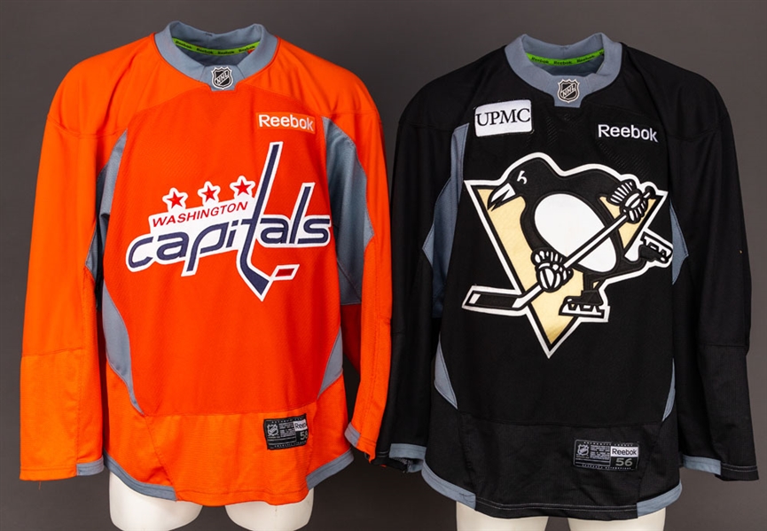 Early-2010s Pittsburgh Penguins (3) and Washington Capitals Practice / Training Camp Jersey Collection of 4 