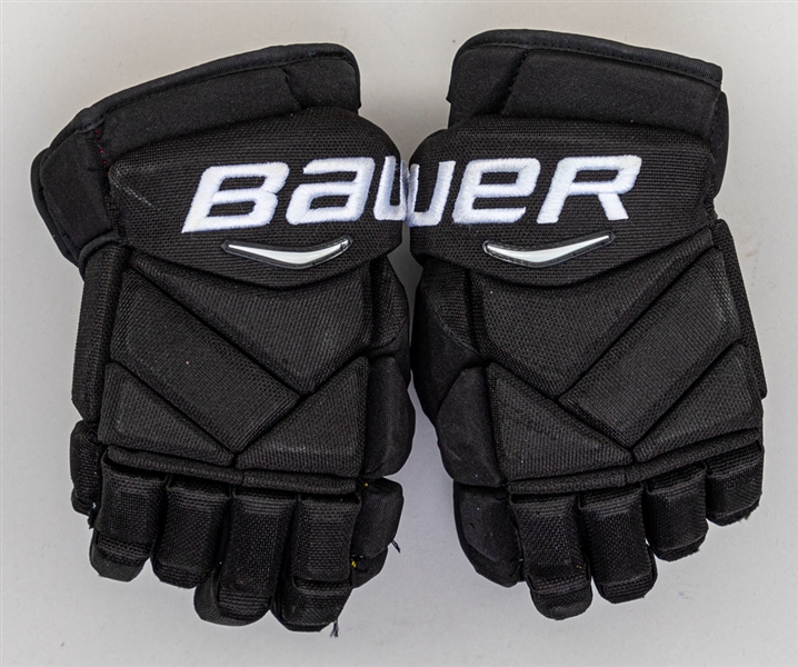 Tyler Seguin’s Late-2010s Dallas Stars Bauer Vapor Game-Used Gloves 