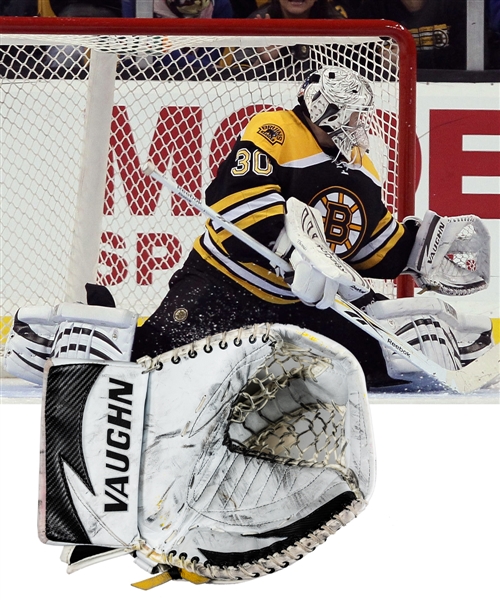 Tim Thomas 2010-11 Boston Bruins Vaughn Game-Used Glove with His Signed LOA - Photo-Matched! - Conn Smythe and Vezina Trophies Season - Stanley Cup Championship Season!