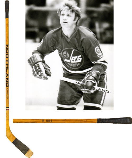 Bobby Hulls 1975-76 WHA Winnipeg Jets Signed Northland Custom Pro Game-Used Stick from Pat Stapletons Personal Collection with Family LOA - Avco Cup Championship Season!