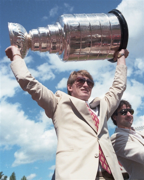 Edmonton Oilers 1984-85 Stanley Cup Parade and Celebrations at Commonwealth Stadium Color 35mm Negative Collection of 800+