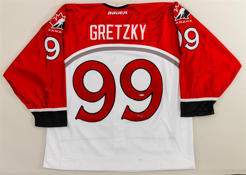 Wayne Gretzky Signed 1998 Winter Olympics Team Canada Limited-Edition White Jersey #94/99 with UDA COA