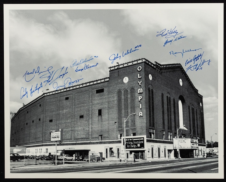 Detroit Olympia Photo Signed by 12 Former Detroit Red Wings Players with LOA (16" x 20")