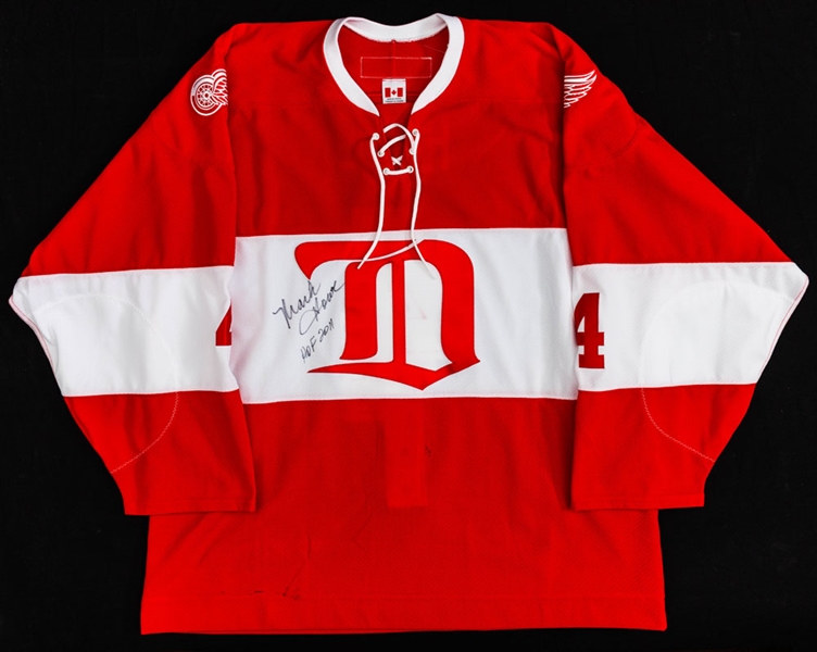 Mark Howes 2014 Bridgestone NHL Winter Classic Alumni Game Detroit Red Wings Signed Game-Worn Jersey Plus Signed 1994-95 Red Wings Easton Game-Used Stick