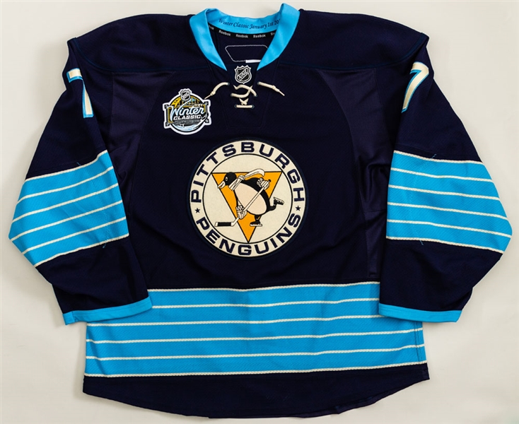 Paul Martins 2011 Winter Classic Pittsburgh Penguins Game-Worn Second Period Jersey 