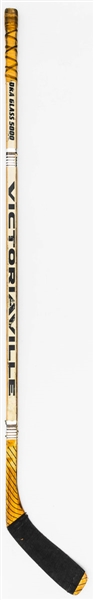 Bryan Trottiers Early-1990s Pittsburgh Penguins Signed Victoriaville Quadra Glass 5000 Game-Used Stick