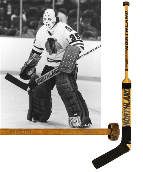 Tony Espositos Late-1970s Chicago Black Hawks Northland Game-Used Stick