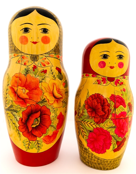 1972 Canada-Russia Series Russian Nesting Dolls (2) with LOA