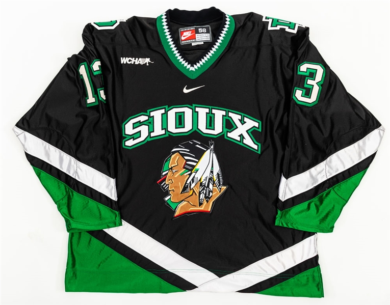 Lee Marvins 2005-06 North Dakota Fighting Sioux Game-Worn Jersey with LOA