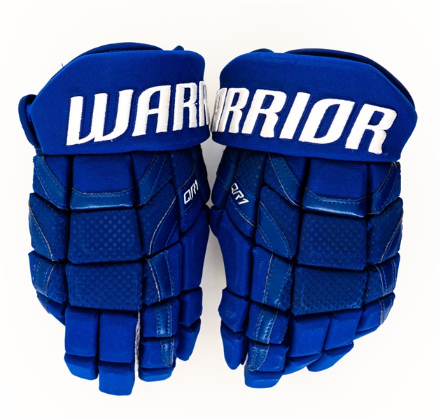 Matt Martins 2017 Toronto Maple Leafs NHL Centennial Classic Warrior QR1 Game-Used Gloves with Team LOA