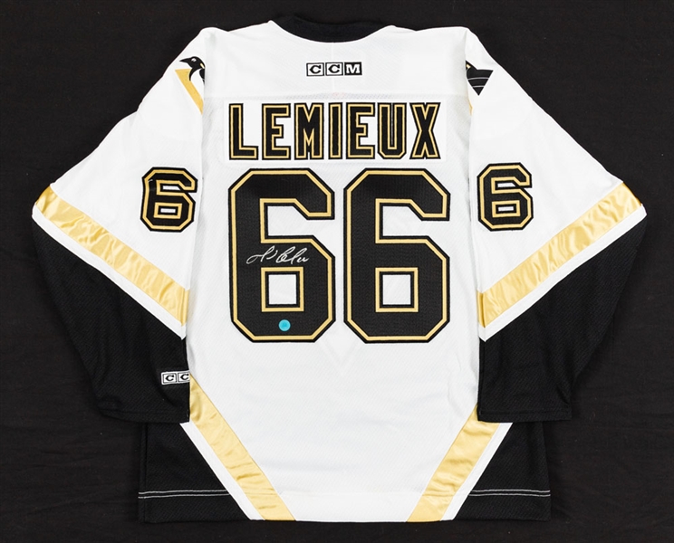 Mario Lemieux Signed Pittsburgh Penguins Captains Jersey with COA 