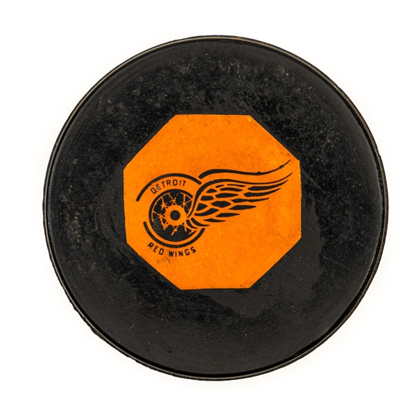 Detroit Red Wings 1958-62 "Original Six" Art Ross Game Puck