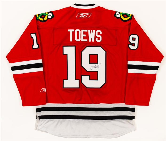 Jonathan Toews Signed Chicago Black Hawks Captains Jersey with JSA COA