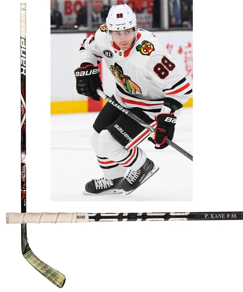 Patrick Kanes 2018-19 Chicago Blackhawks Signed Bauer Vapor 1X Game-Used Stick - 110-Point Career High Season!