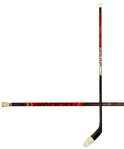 Moritz Seiders 2021-22 Detroit Red Wings Bauer Vapor Hyperlite Game-Used Stick - Calder Trophy Winning Season!