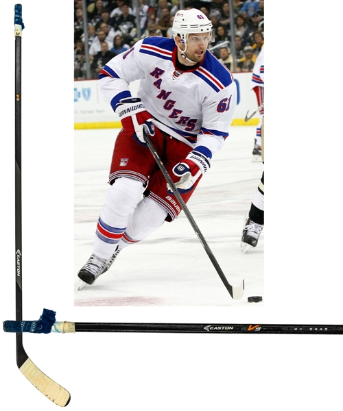 Rick Nashs 2013-14 New York Rangers Easton V9 Game-Used Stick 