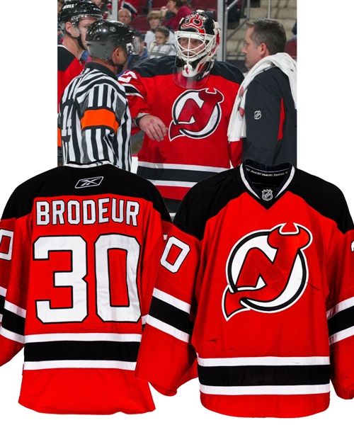 Martin Brodeurs 2008-09 New Jersey Devils Game-Worn Jersey with LOA - Photo-Matched!