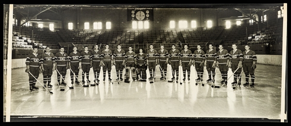 Montreal Canadiens 1954-55 Panoramic Team Photo (20" x 8 1/2")