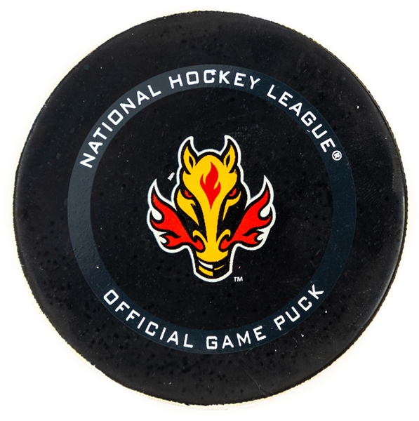 Auston Matthews Toronto Maple Leafs April 5th 2021 Goal Puck with Team COA - Season Goal #27 of 41 / Career Goal #185 - Maurice "Rocket" Richard Trophy Season! – John Tavares’ 800th Career Point!