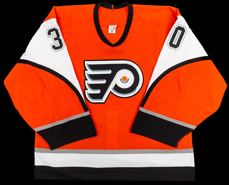 Antero Niittymaki’s 2005-06 Philadelphia Flyers Signed Game-Worn Third Jersey with Team COA