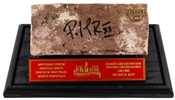 Patrick Roy Signed Montreal Forum Limited-Edition Brick #698/800 in Display Case with Team COA