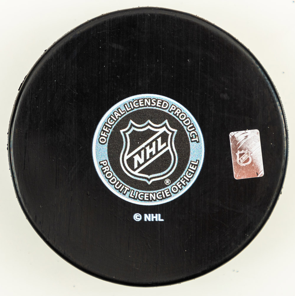 Lot Detail - Mike Bossy Autographed New York Islanders Official In Glas Co  Hockey Puck