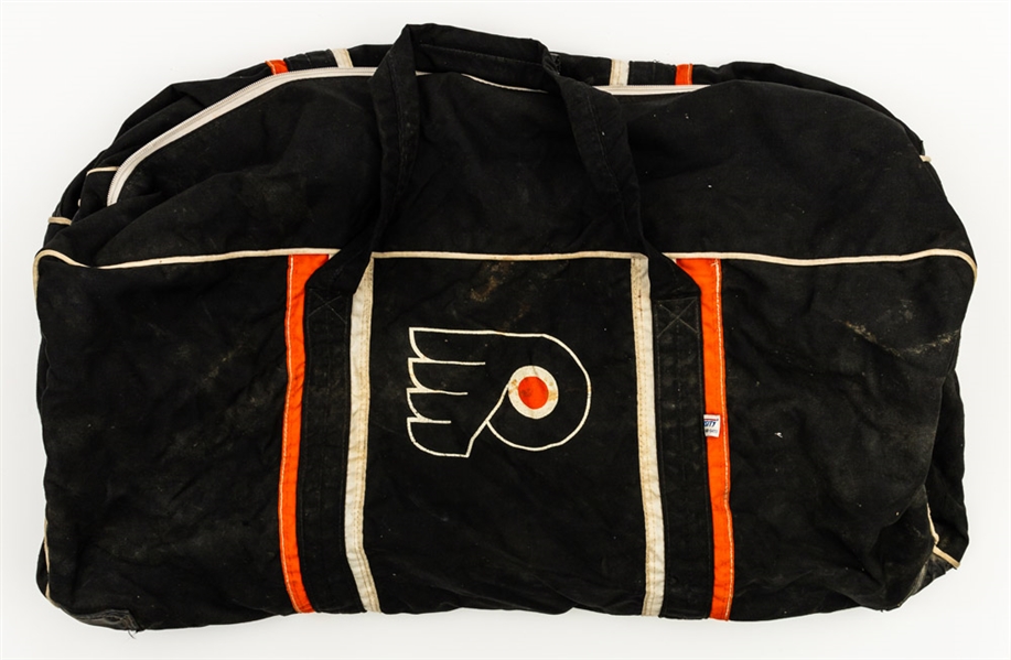 Eric Lindros 1990s Philadelphia Flyers Equipment Bag from His Personal Collection with Signed LOA