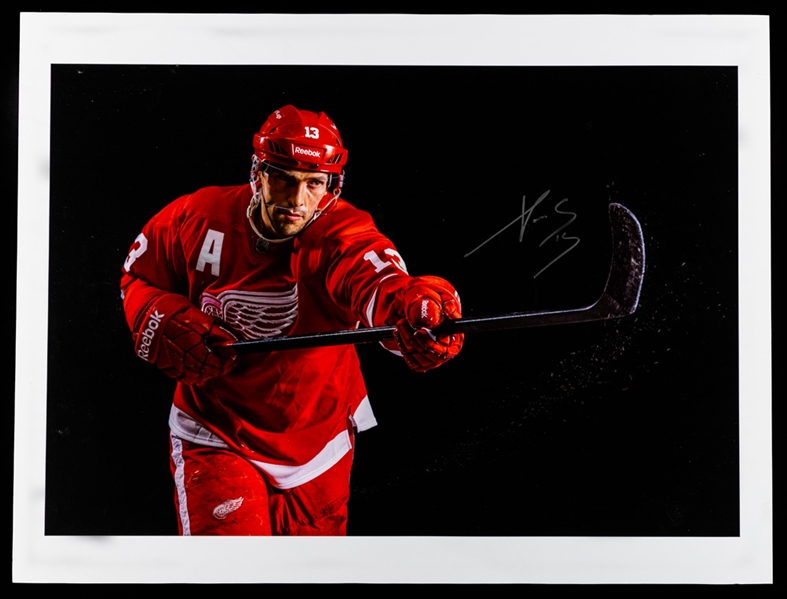 Pavel Datsyuk Detroit Red Wings Signed Print with LOA – Proceeds to Benefit the Ted Lindsay Foundation (18” x 24”)