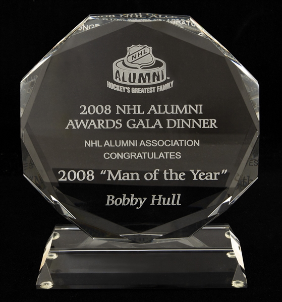 Bobby Hulls 2008 NHL Alumni "Man of the Year" Crystal Award (8")