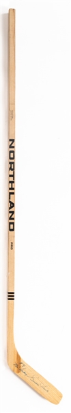 Deceased HOFer Gordie Howe Signed Northland "Hall of Fame Series" Stick