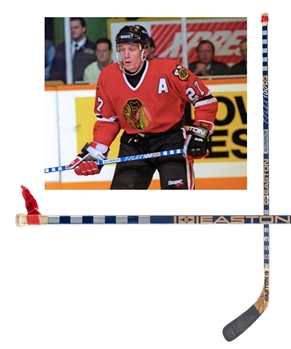 Jeremy Roenick’s Early-to-Mid-1990s Chicago Black Hawks Signed Easton Aluminum T-Flex Game-Used Stick