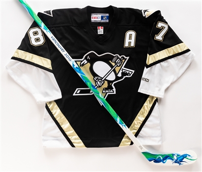 Sidney Crosby Pittsburgh Penguins Signed Alternate Captains Jersey with JSA Auction LOA Plus 2010 Vancouver Olympics Limited-Edition Golden Goal Souvenir Stick