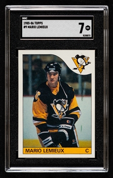 1985-86 Topps Hockey Card #9 HOFer Mario Lemieux Rookie - Graded SGC 7